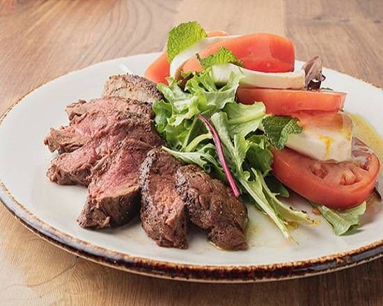 Beef Tenderloin Caprese