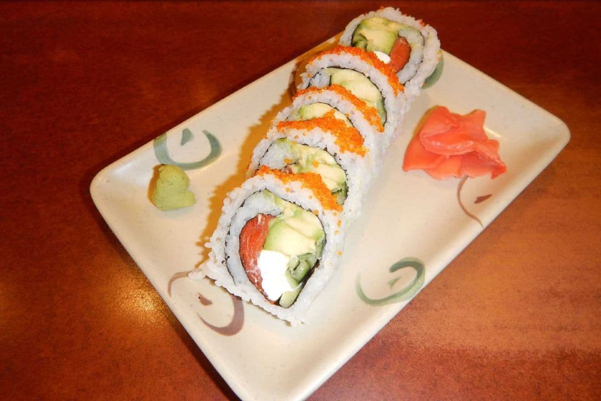 Samurai Roll (Smoked Salmon and Cream Cheese)