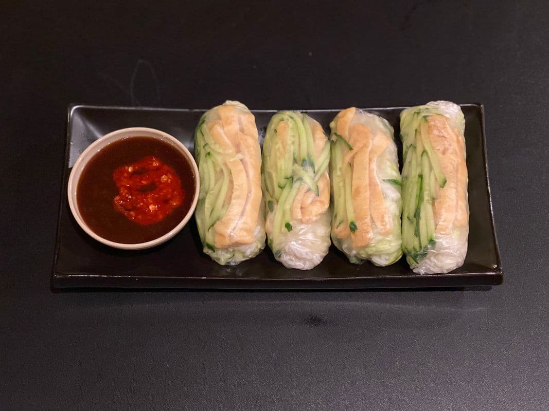 16. Tofu Rolls (4 pcs)