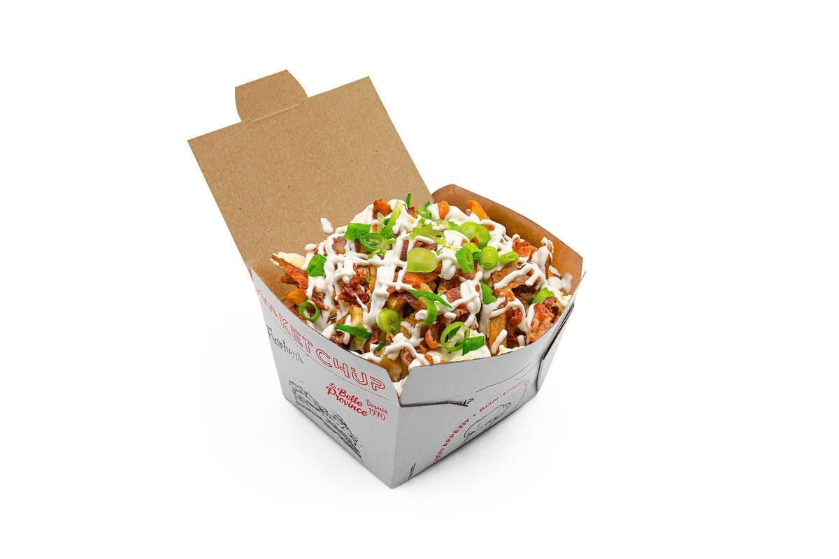 POUTINE CRÈME SÛRE BACON