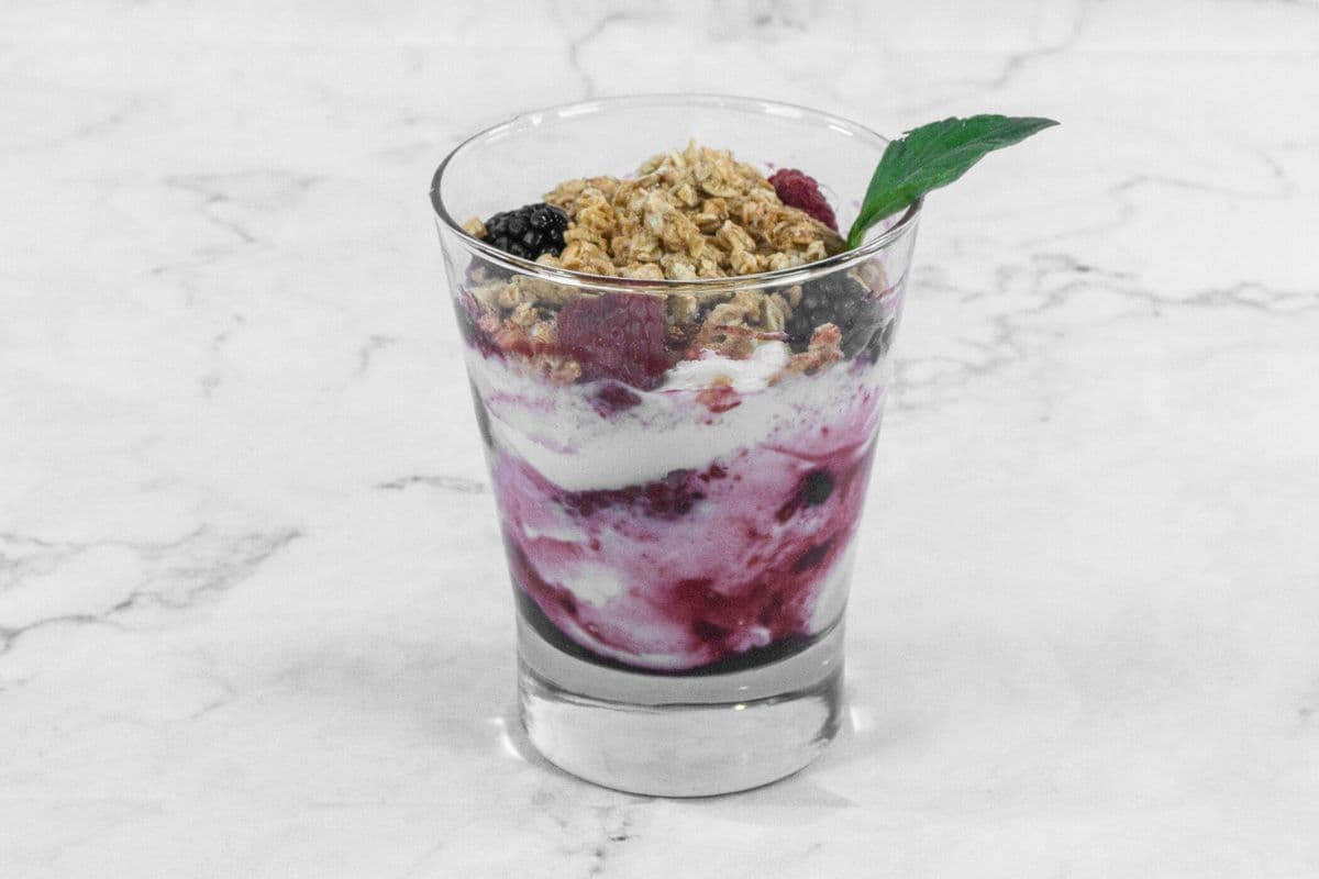 Berry-Yogurt Parfait (Lunch Special)