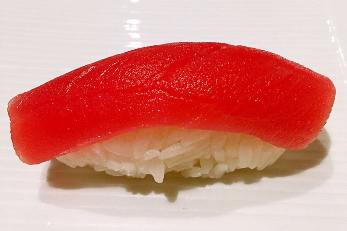 S01. Tuna Sushi (2 pcs)