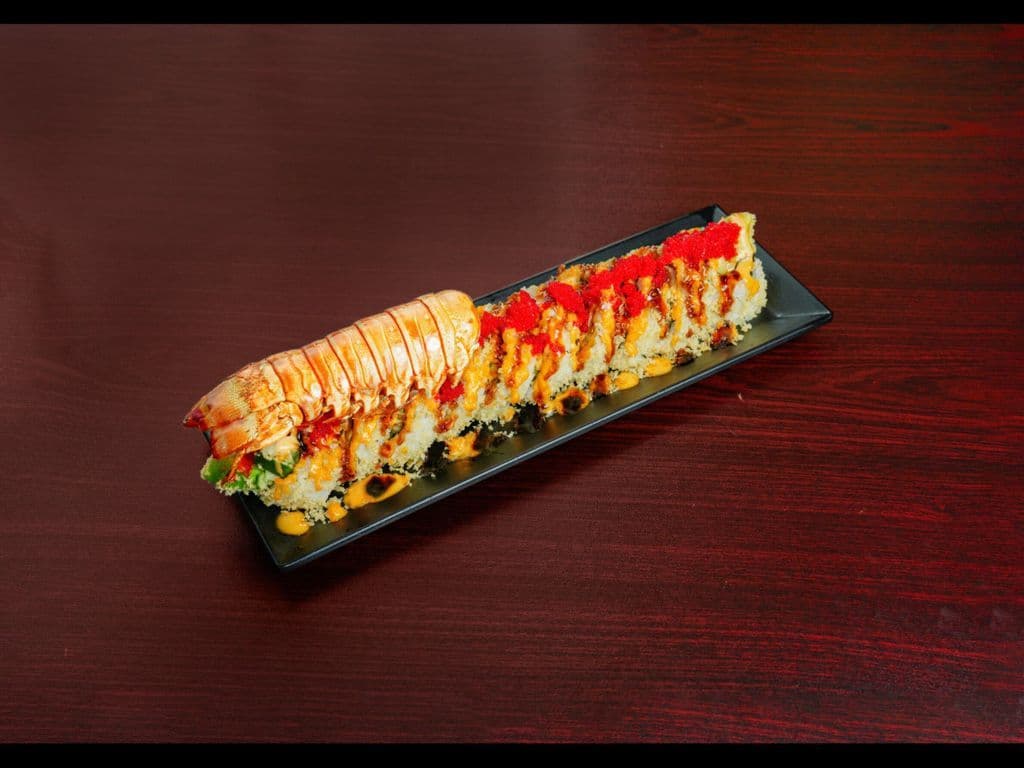 Lobster Maki (10pcs)