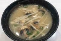 S2. Mushroom Miso Soup 蘑菇味噌湯
