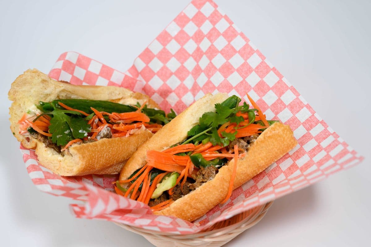97. Spicy Satay Beef Sub