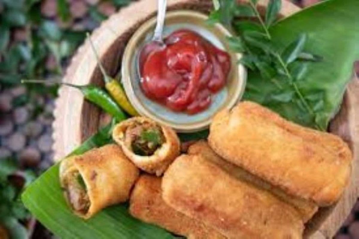 Mutton Rolls (Two pieces)