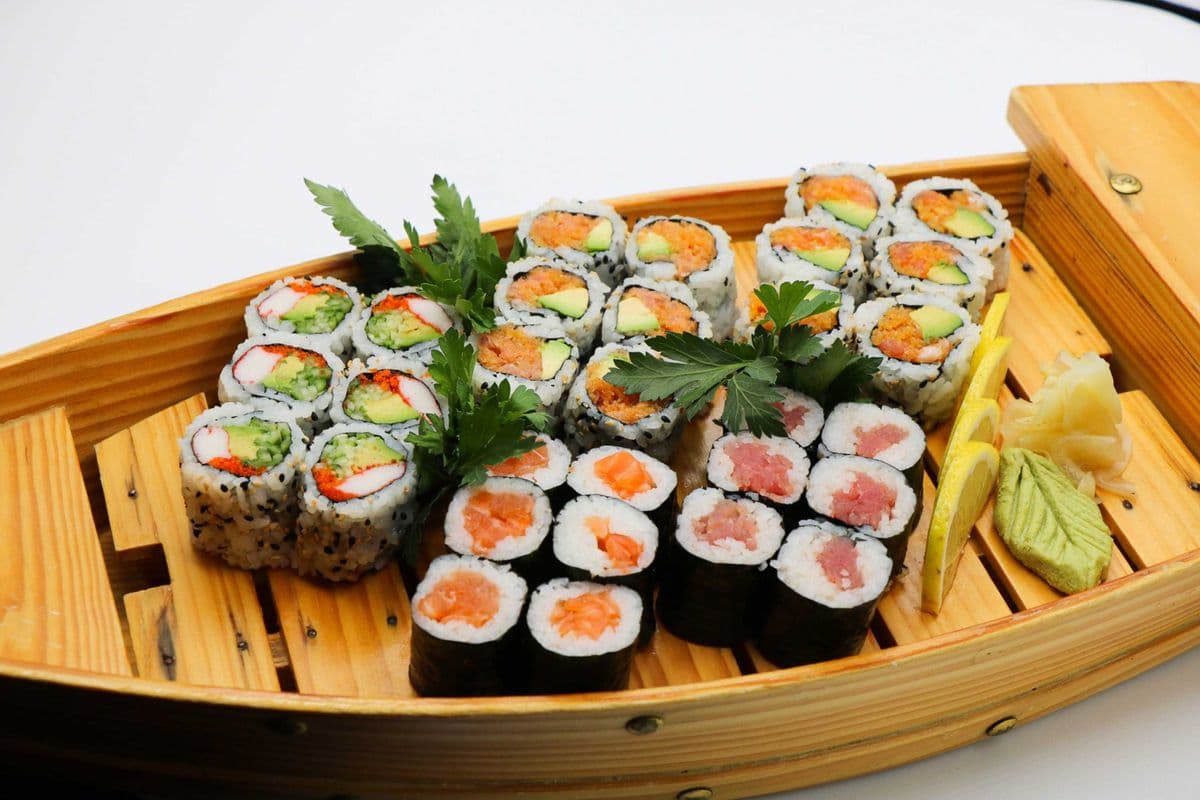 Classic Roll Boat (30 pcs)