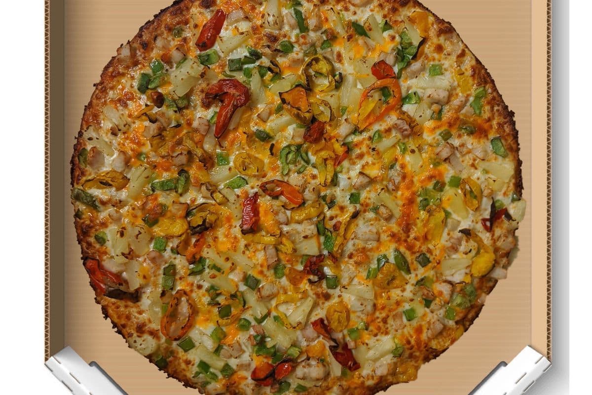 Large Chicken Korma Pizza
