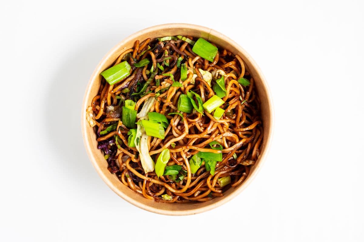 Chowpatty Hakka Noodles w/free pop soda (single order)