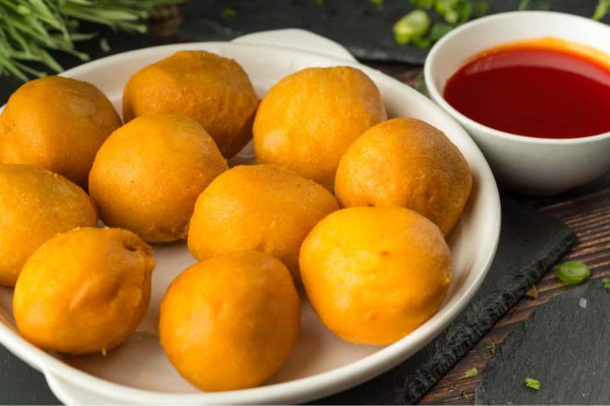 Sweet and Sour Chicken Balls (10 pcs)