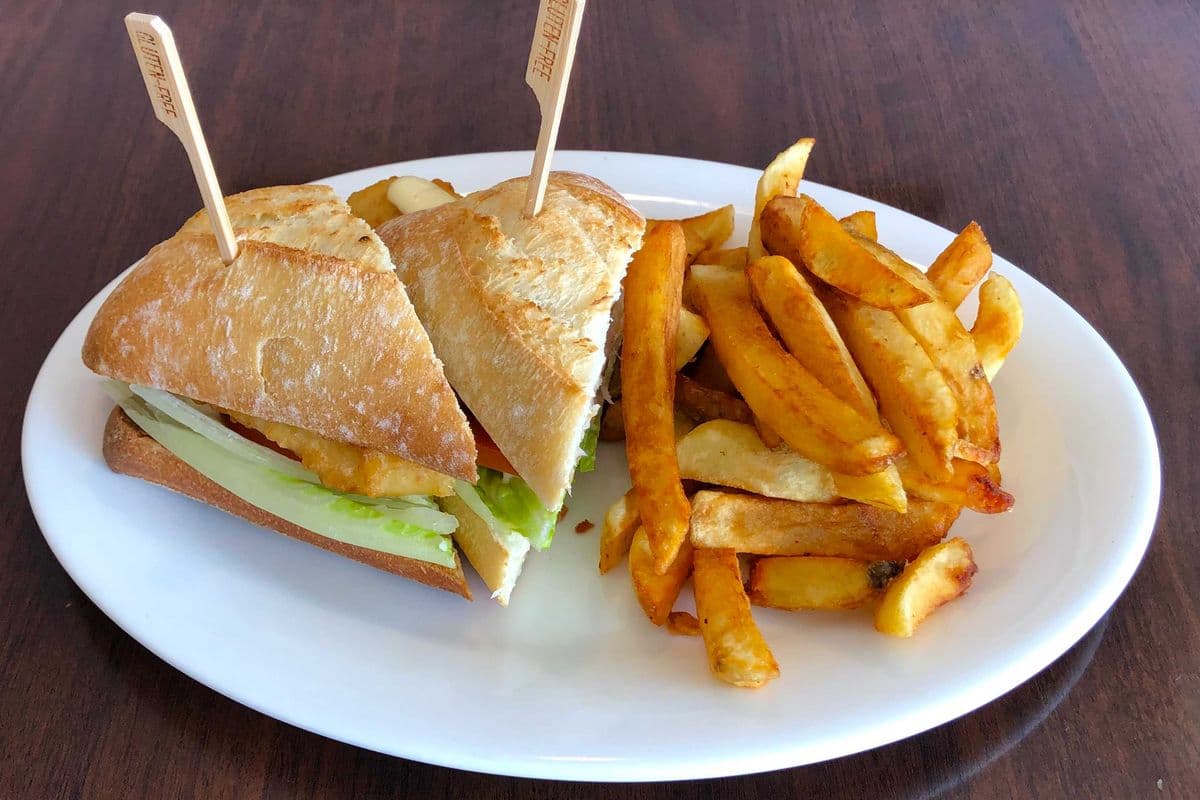 Crispy’s Battered Fish Sandwich