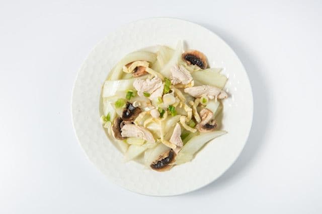 Chow mein au poulet