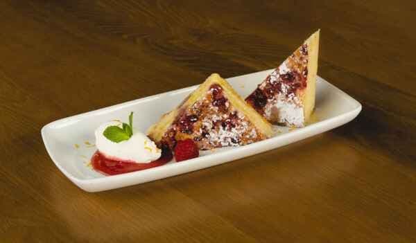 RASPBERRY RICOTTA CAKE