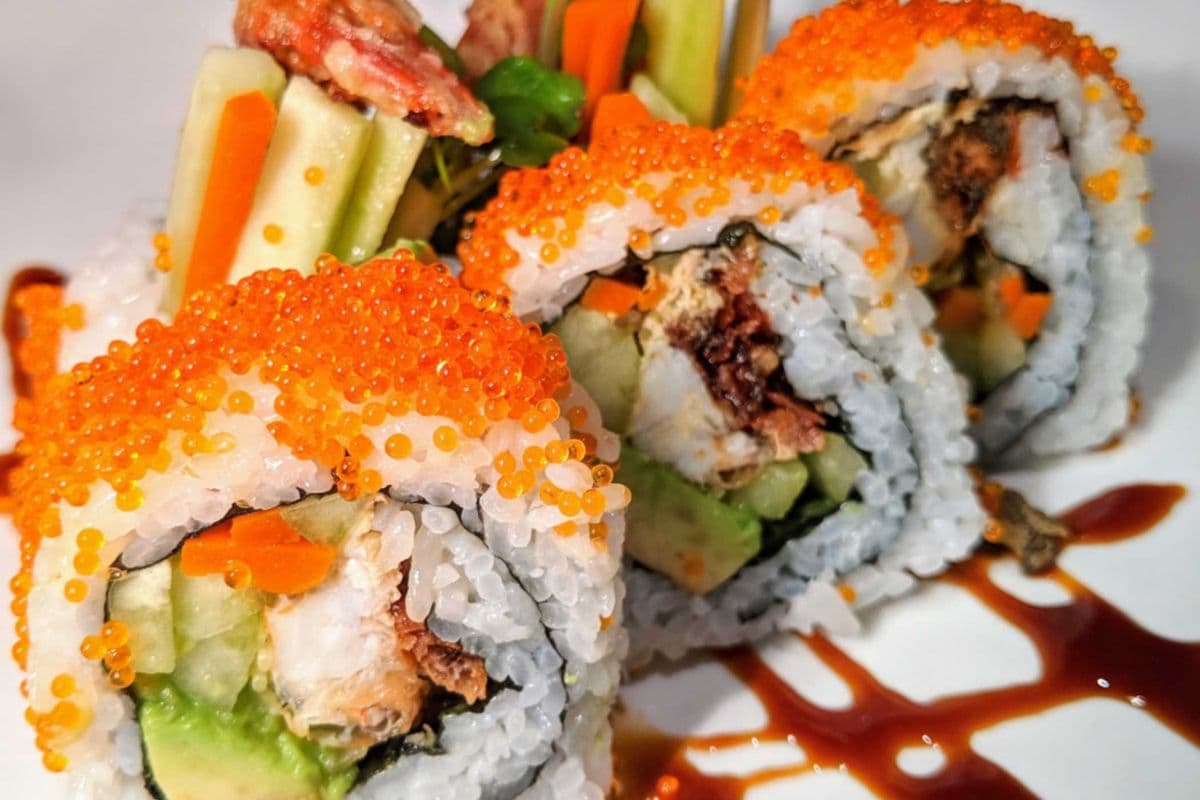 121. Spider Roll (9 pcs)