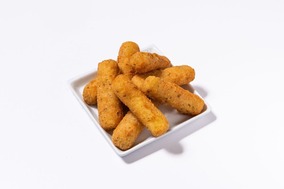 Mozza Sticks (6 pcs)