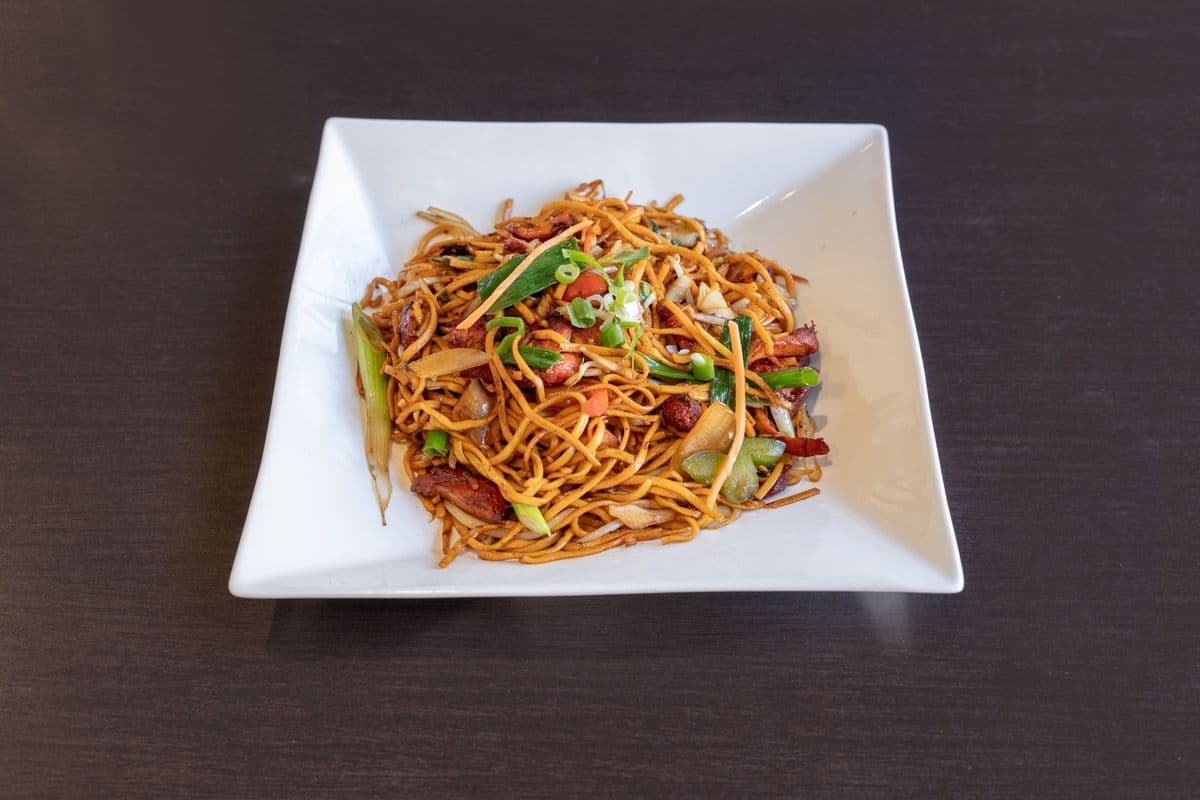 Tandoori Chicken Chow Mein