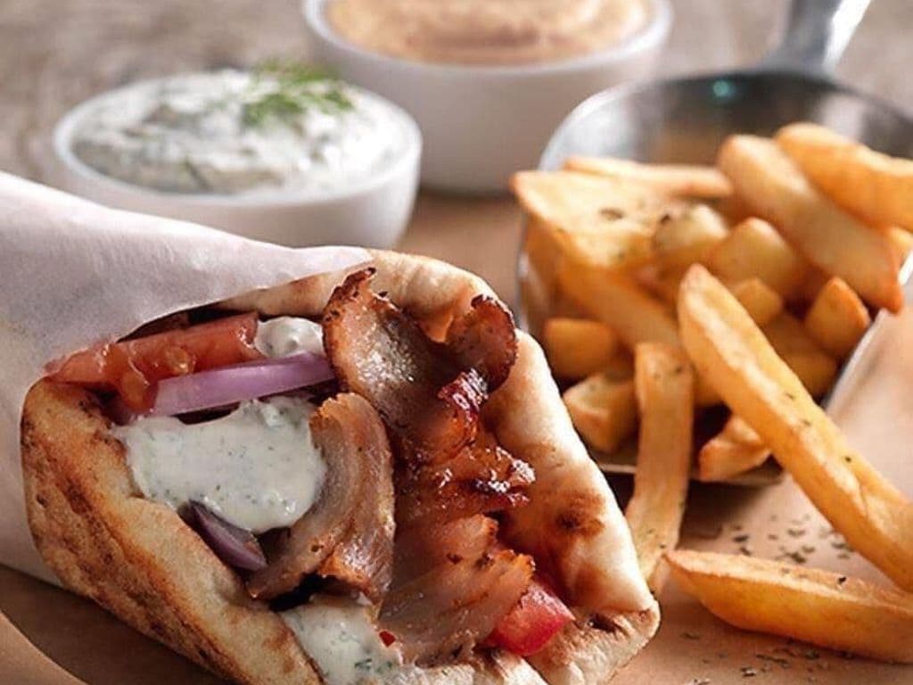 *ASSIETTE PITA GYRO PORC (1)