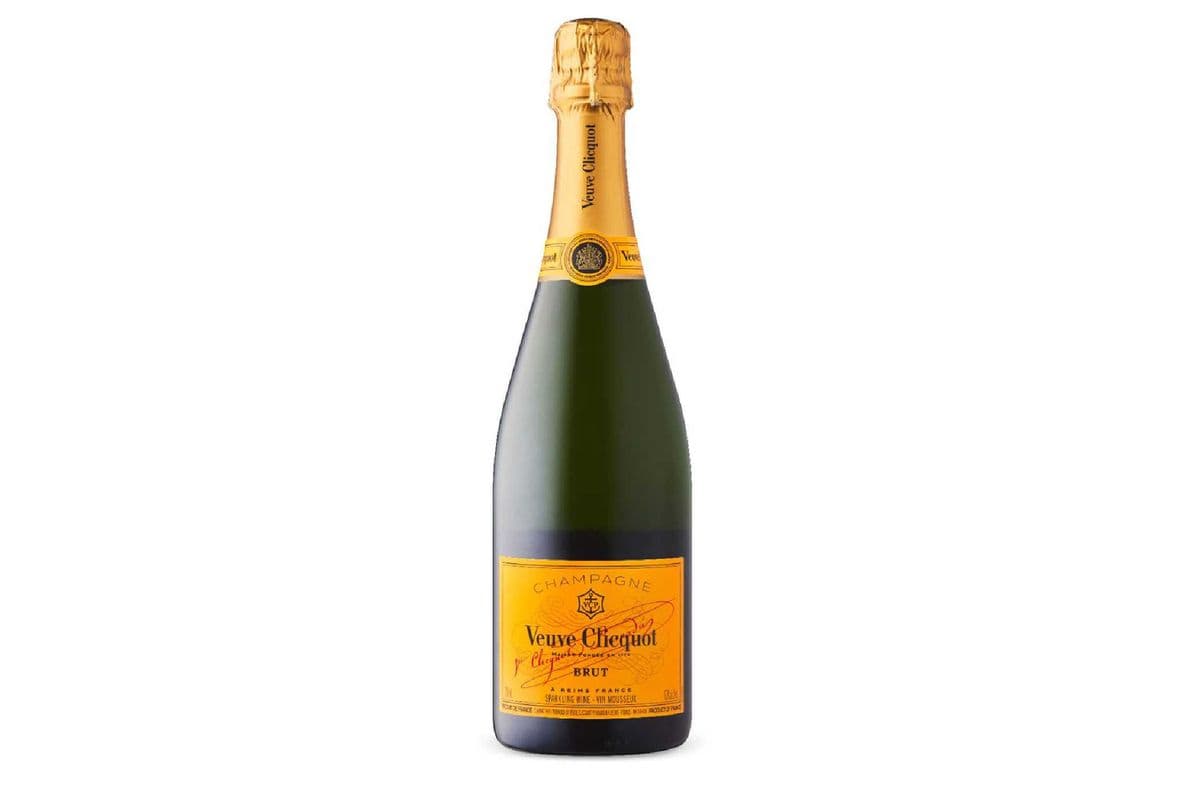 Veuve Clicquot Brut Champagne - France (1 x 750 ml)