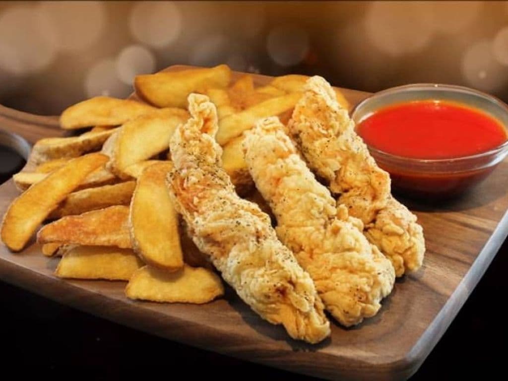 Regular Chicken Fingers & Wedges (3 Pcs)