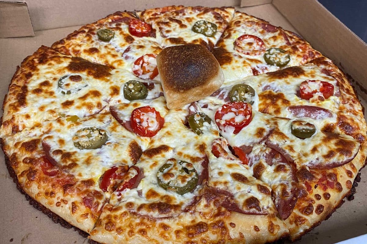 12" Scorcher Pizza