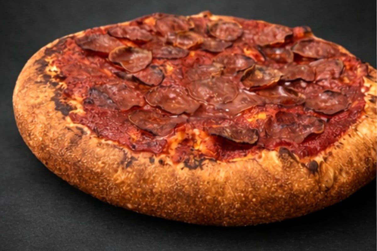 Small Deepdish Pepperoni, Mushroom pizza