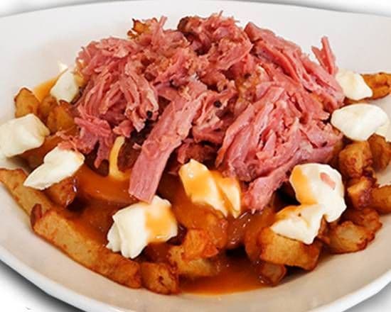 Poutine Montréalaise / The Montrealer Poutine