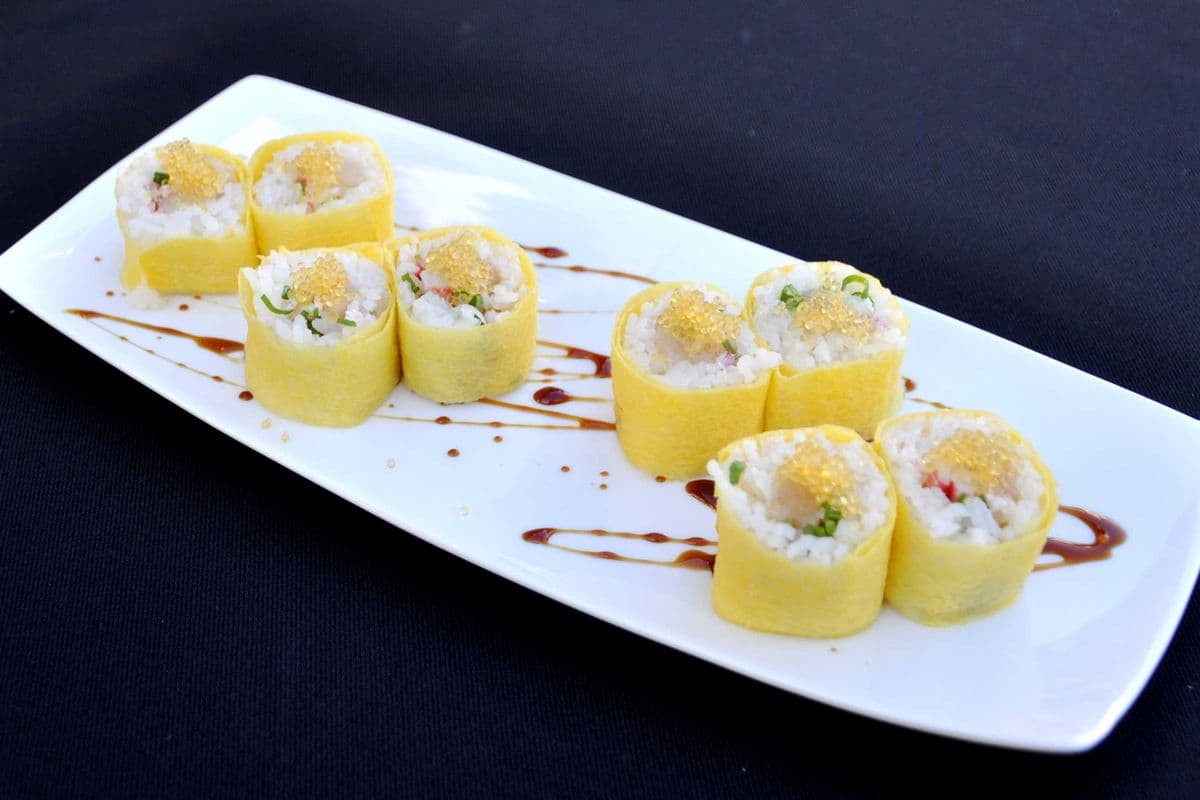 Just Delicious Roll (8 Pcs)