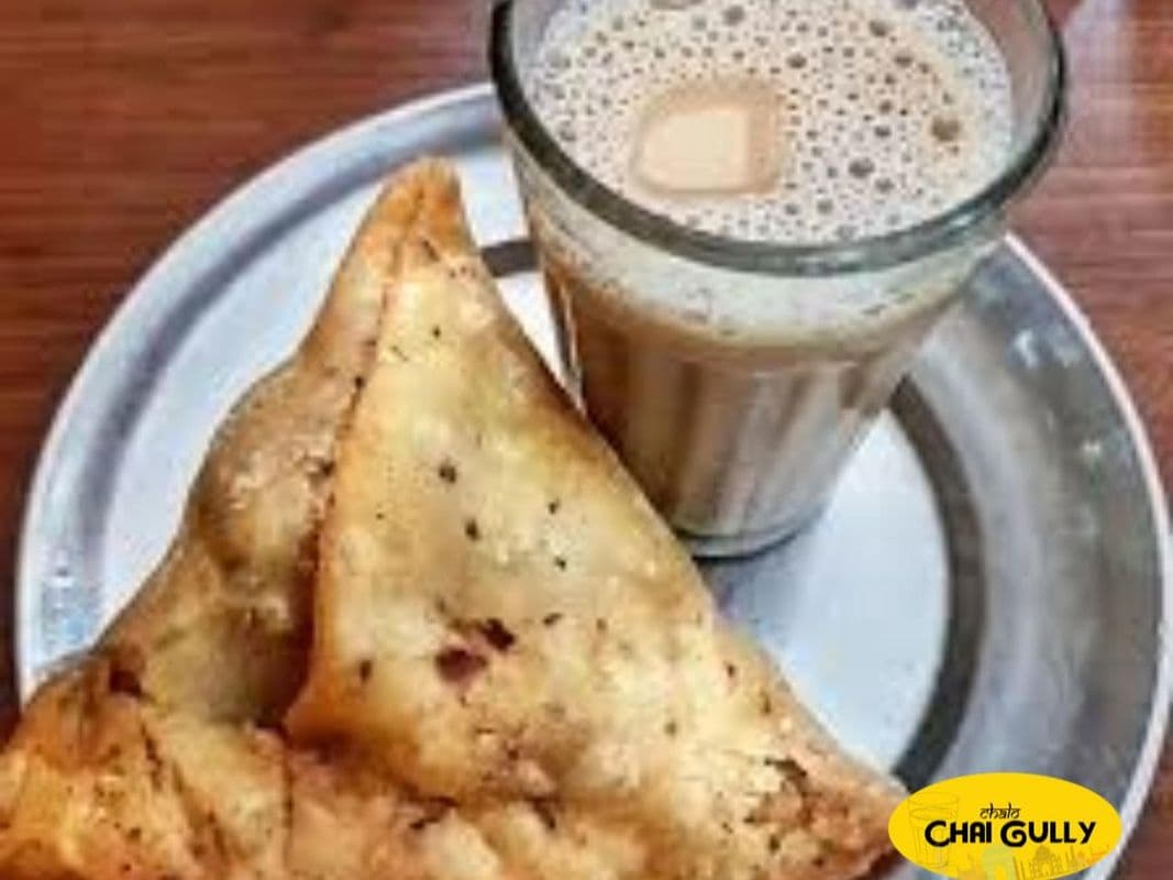 Samosa Chai Combo