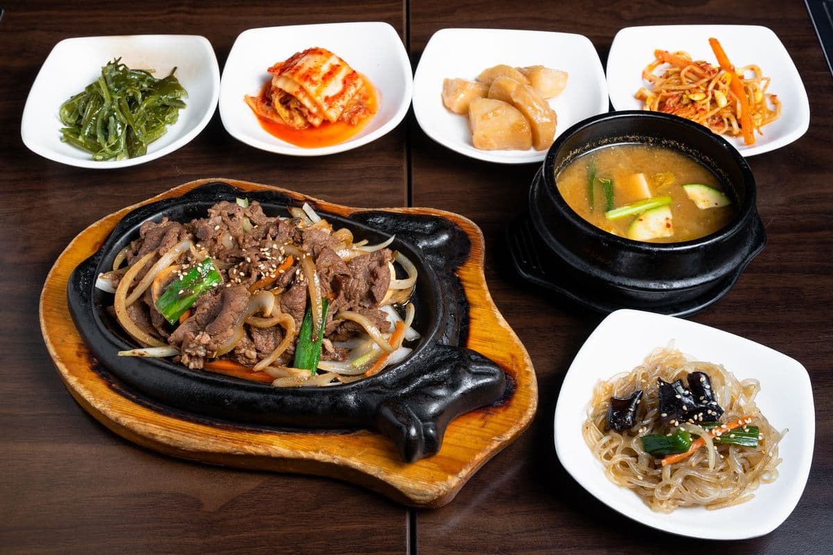 M17-M19. Pan-Fried Meat (Bulgogi Meal)