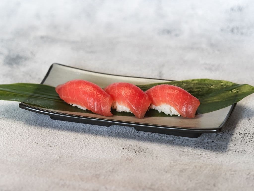 SU3 Red Tuna Sushi (3pcs)