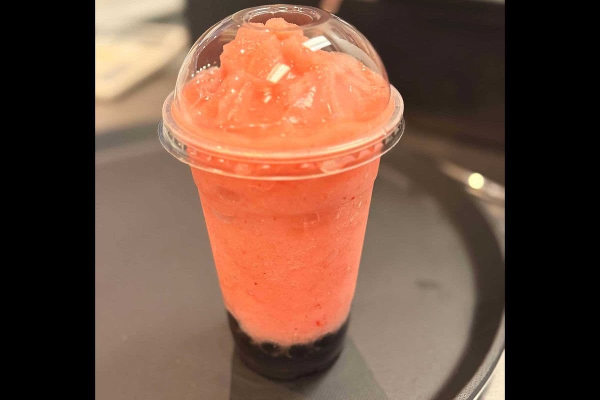 STRAWBERRY SMOOTHIE REAL FRUIT