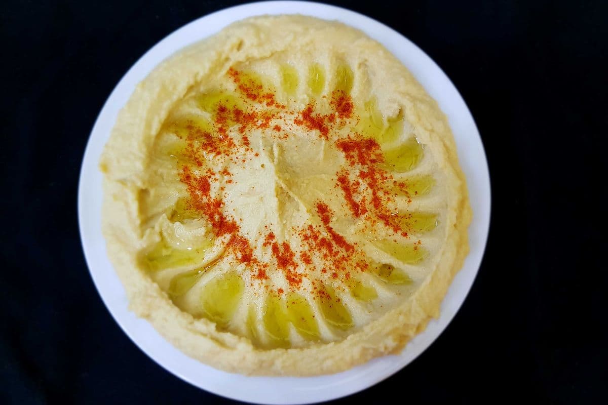 15. Medium Hummus (250 g)