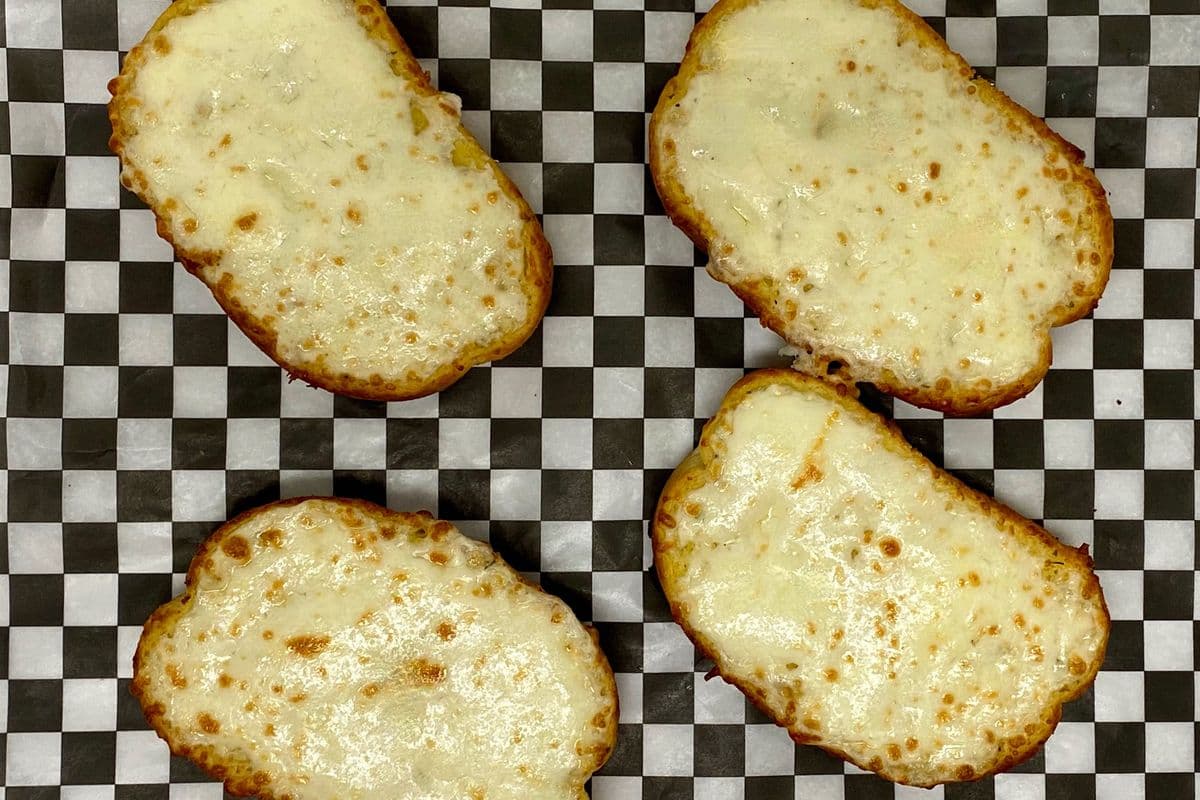 Garlic Bread with Cheese