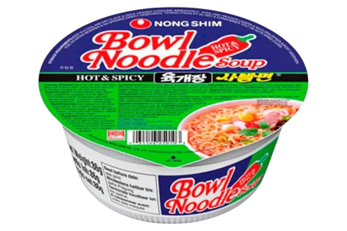 Nongshim Hot & Spicy Flavour Bowl Noodles (86gm) (350 Cal)