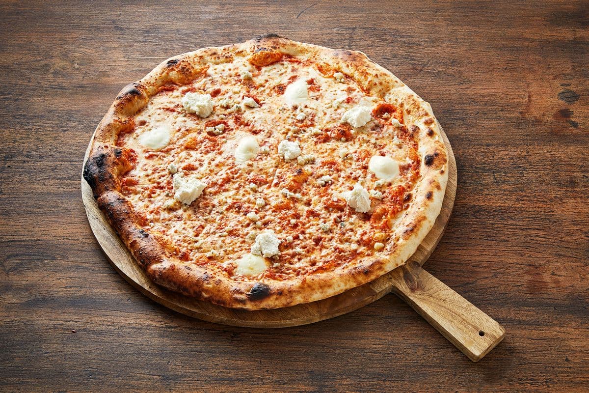 18" Extra Large Four Formaggi Pizza