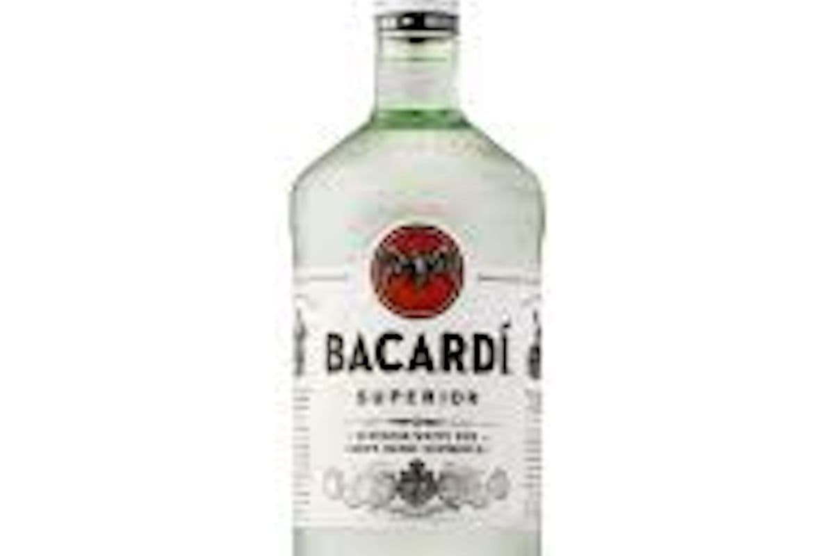 Bacardi Superior White Rum (1 x 750 ml)