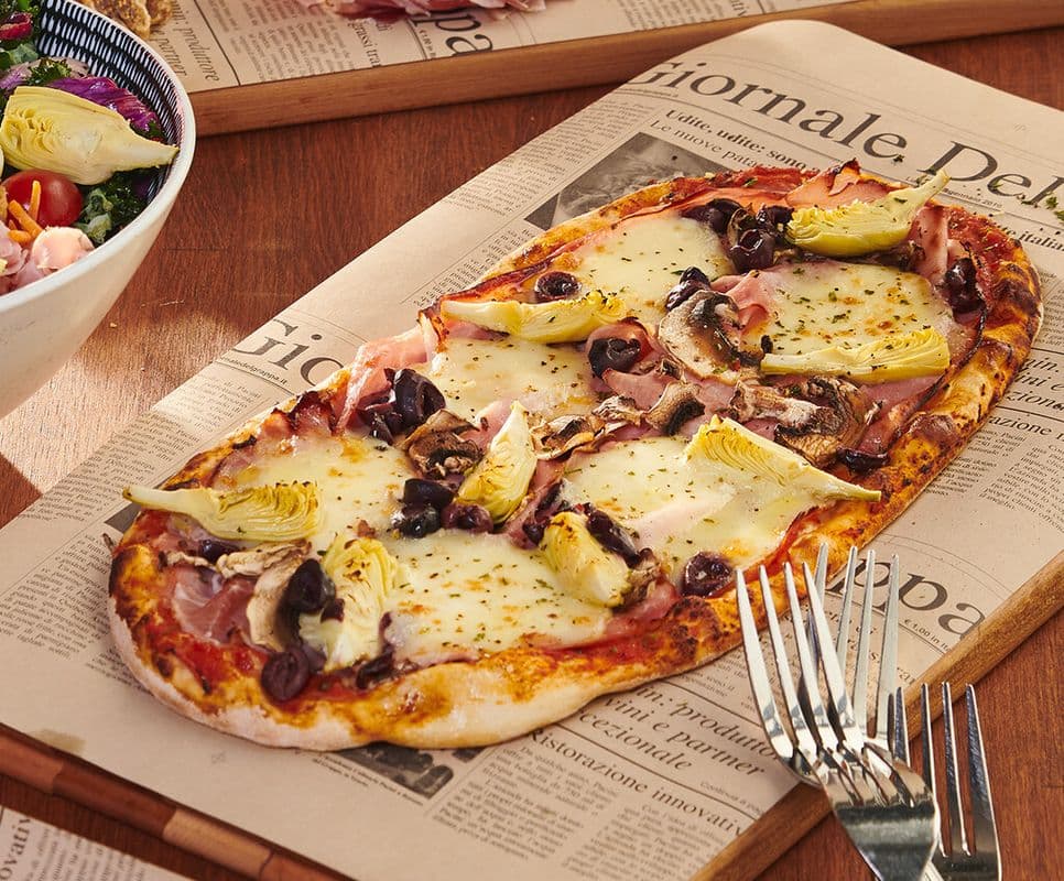Pizza capricciosa e mozzafila / Capricciosa e Mozzafila Pizza