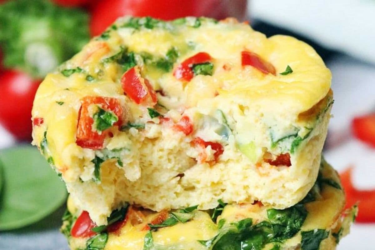 Egg White Bite (with Red Pepper Spinach)