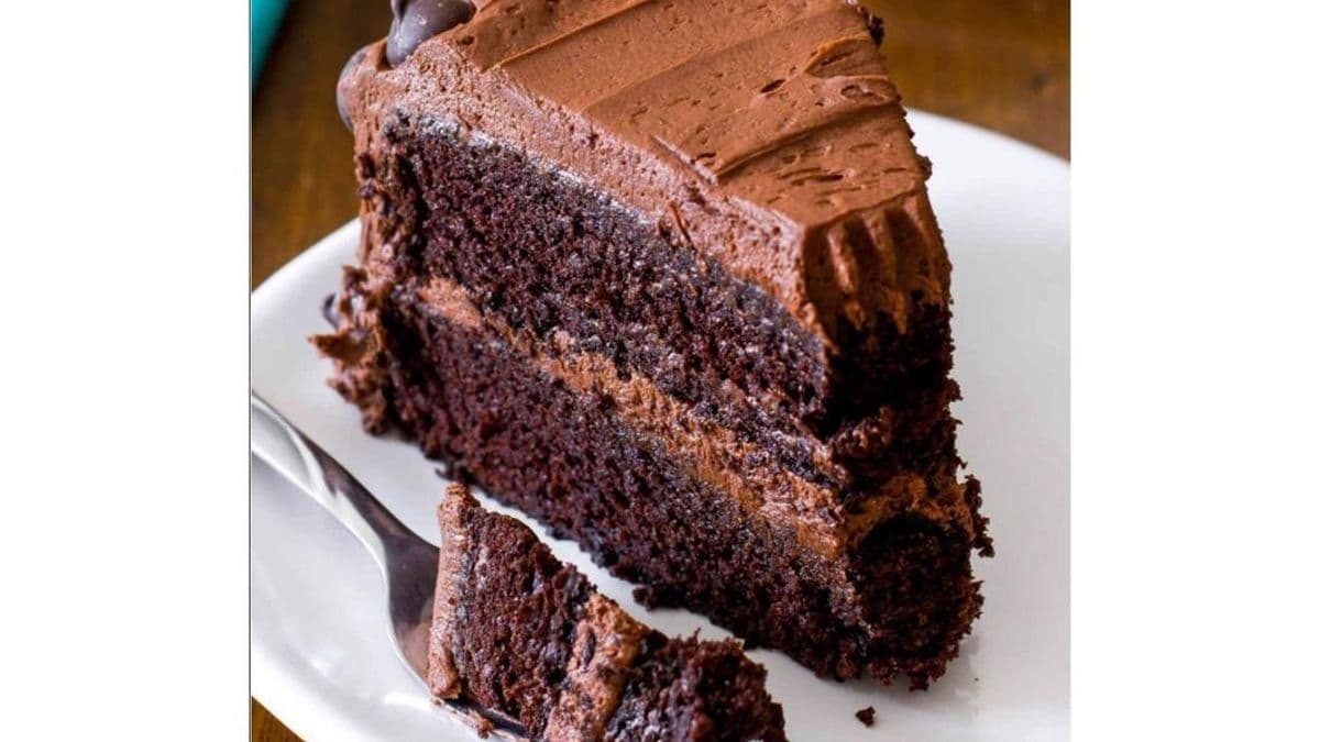Chocolate Truffle Cake (V)