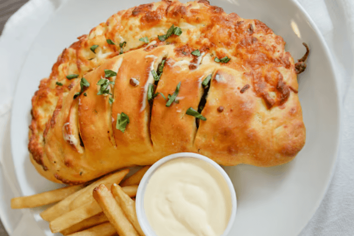 Melina's Famous Calzone