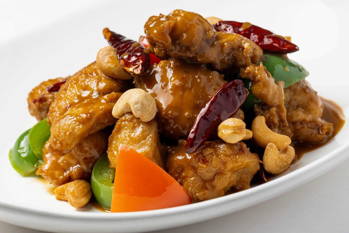 306. Kung Pao Chicken with Cashews 宮保雞🌶️