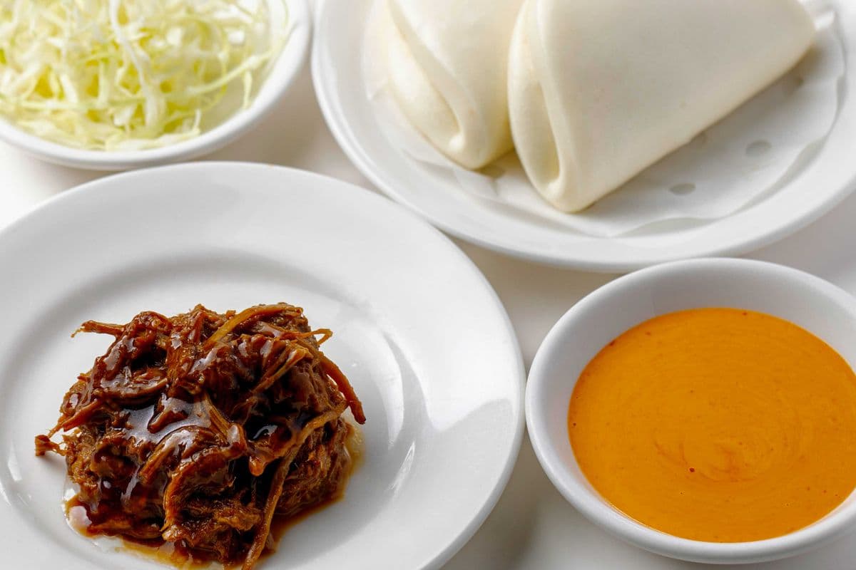 009. Pulled Pork Bao 肉絲刈包 (2 pcs)
