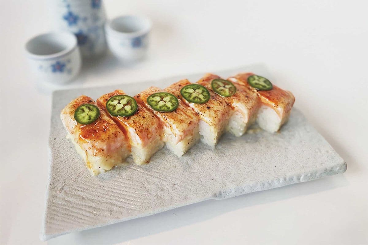 Salmon Oshi (6pcs)
