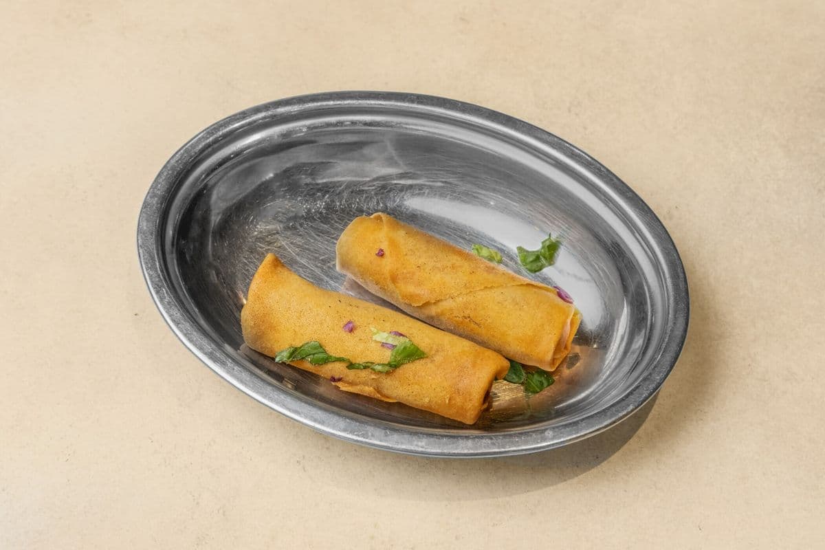 Veggie Spring Rolls (2 pcs)