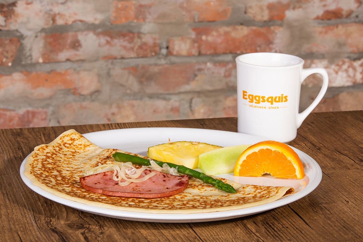 Crepe Asperges, jambon-suisse / Asparagus, Ham and Swiss Cheese crepe