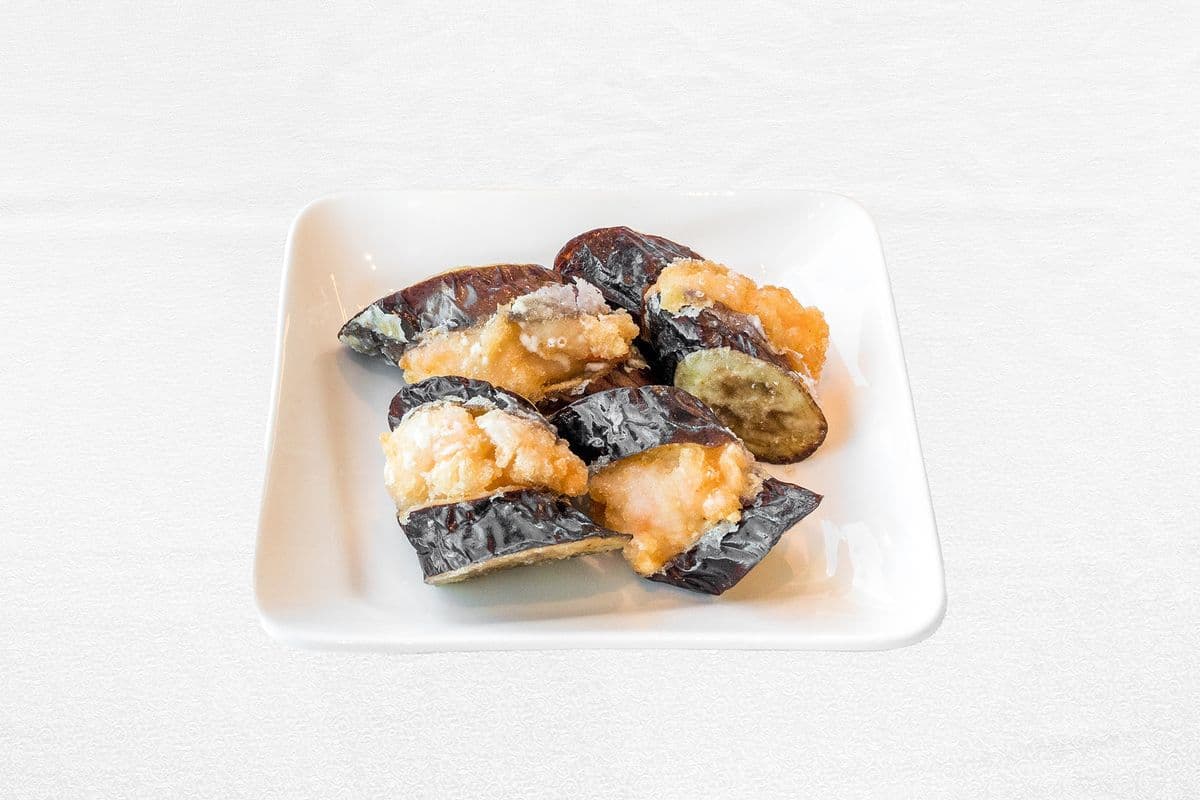D08. Deep-Fried Eggplant Stuffed with Shrimp (4 pcs)