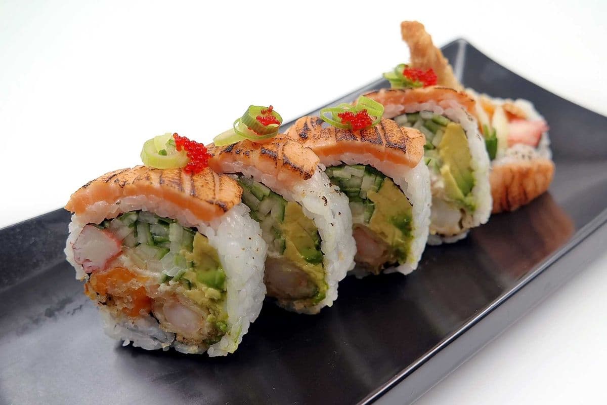 Aburi Red Dragon Roll (10pcs)