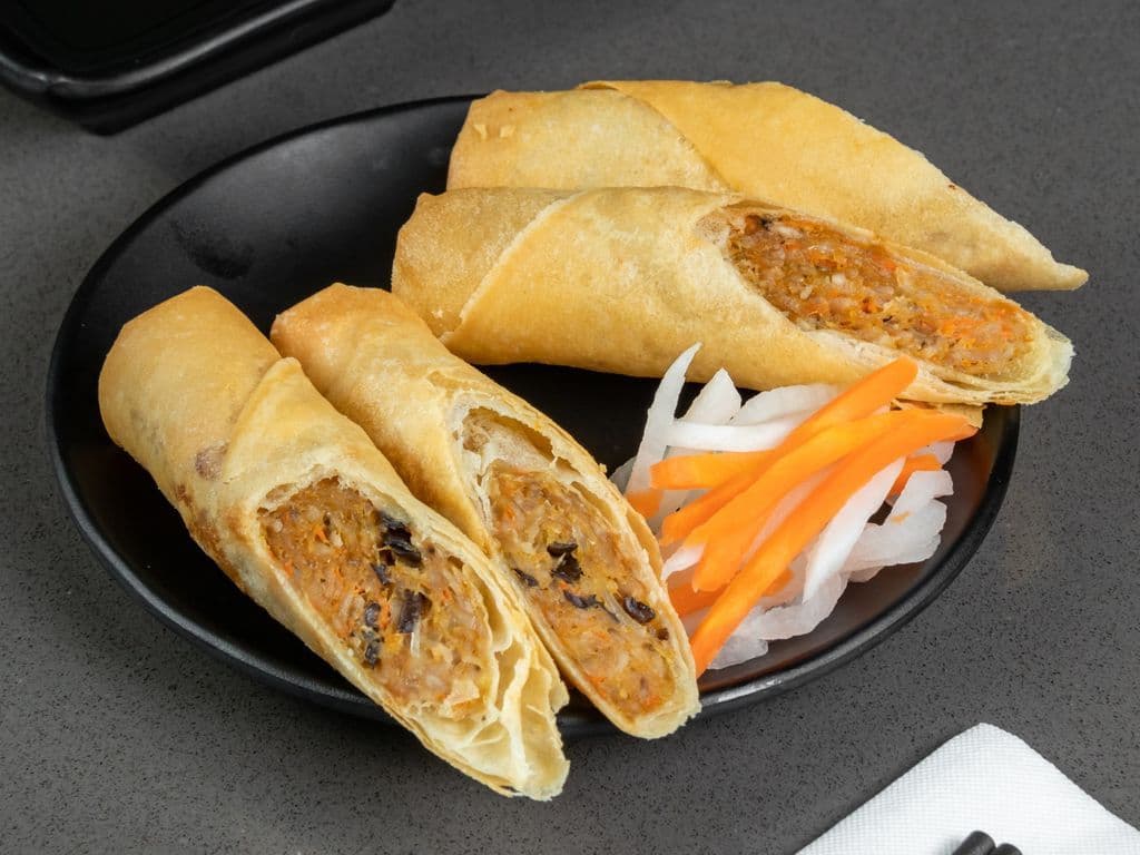 A01: Pork Spring Roll (2 pcs)