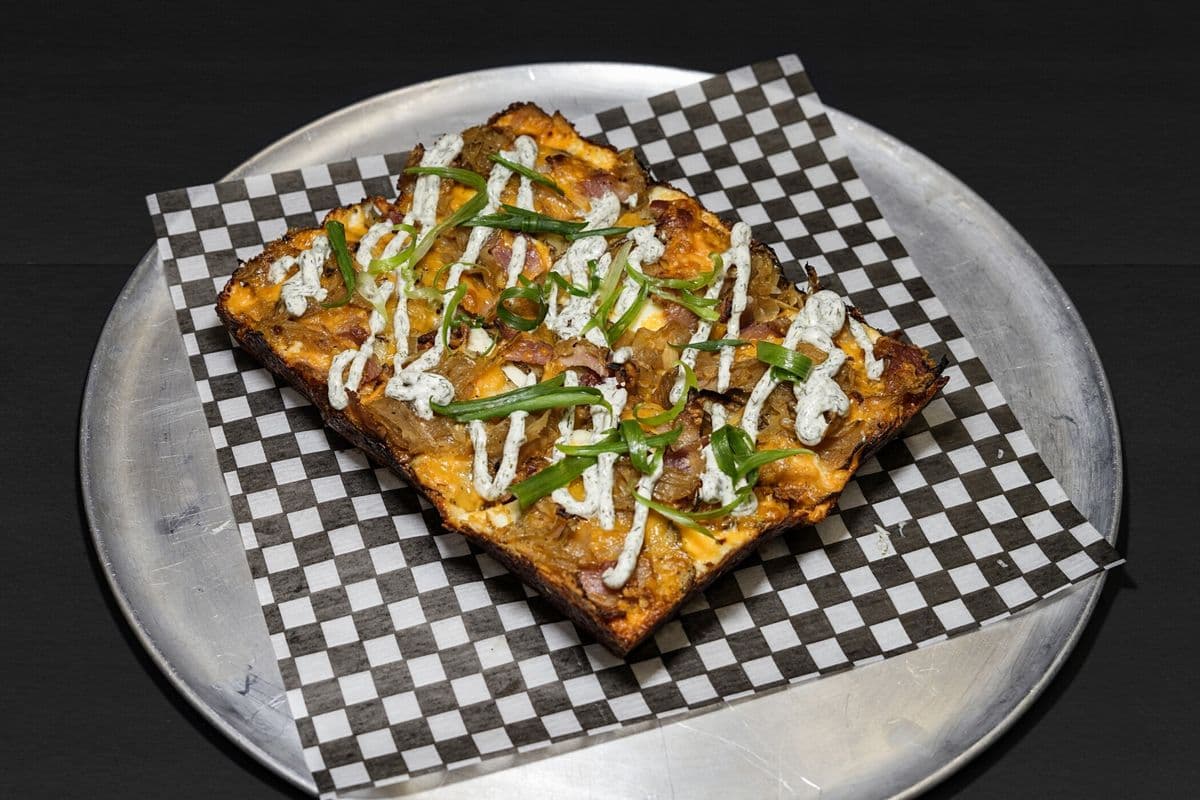Goin' Rogue Detroit Pizza