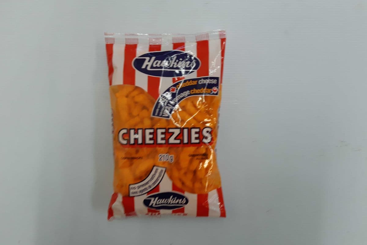 Hawkins Cheezies Corn Snacks (210 g)
